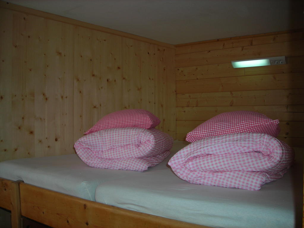 Skihuette Zams Rum bild