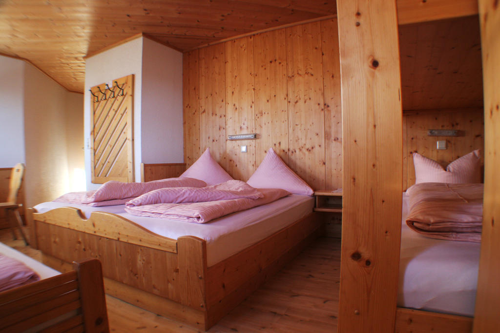 Skihuette Zams Rum bild